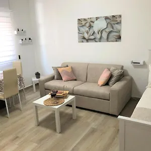  Casa vacanze C’mon Cannizzaro! // Tourist Lease Italia